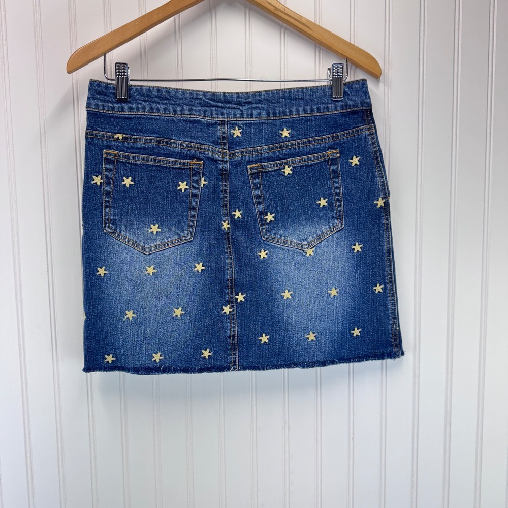 Lilly Pulitzer Denim Mini Skirt Women 4 Blue Star Embroidered Raw Hem Preppy Y2K